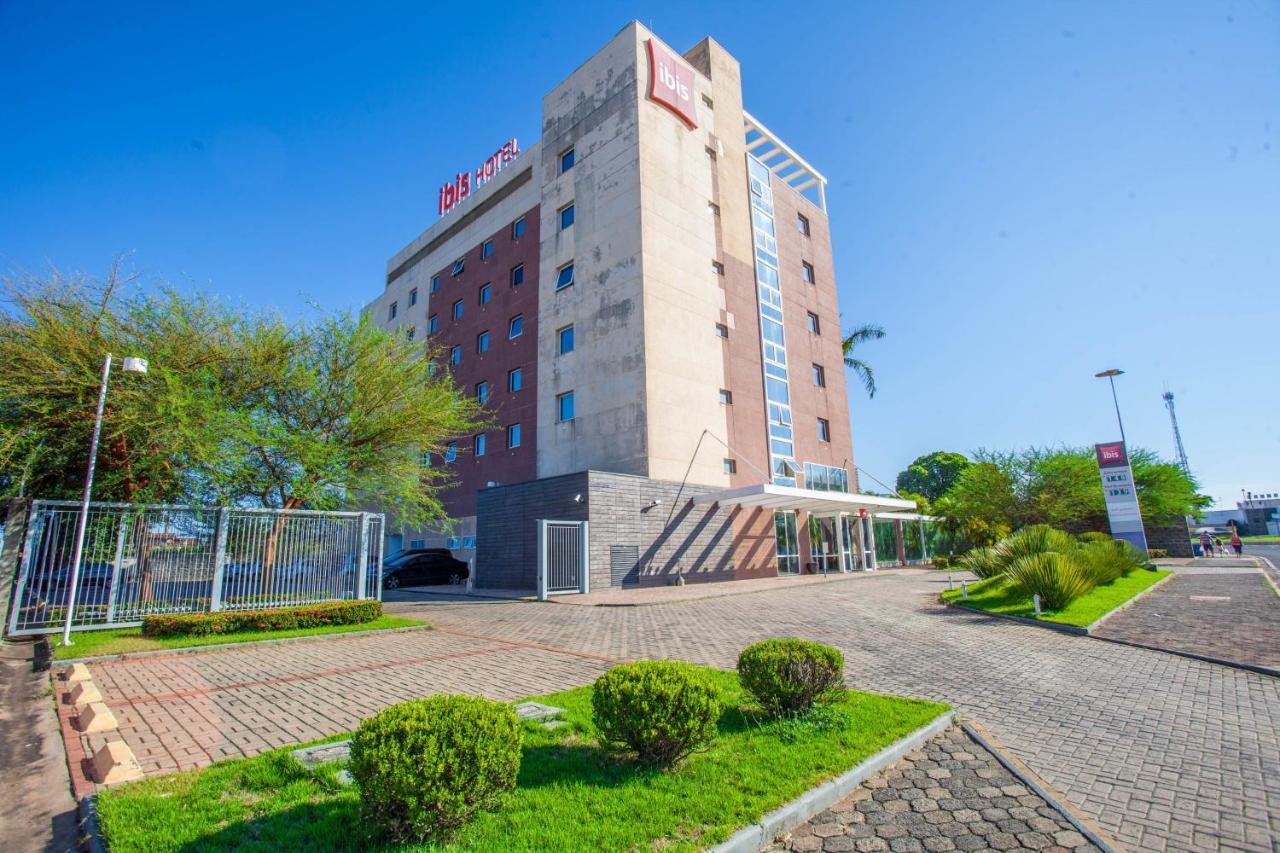 Hotel Ibis Lins Extérieur photo